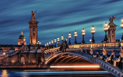 Plongez au cœur de la ville lumière : Découvrez les secrets de Paris