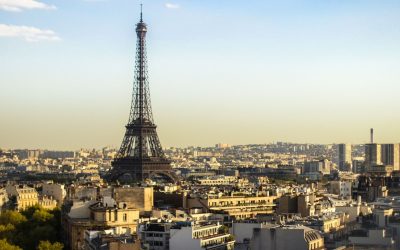 Paris : Les secrets des toits de la ville lumière révélés