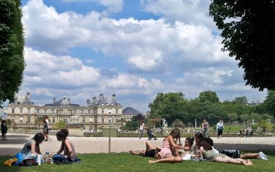 Découvrez les secrets cachés de Paris : les véritables trésors de la ville de l’amour